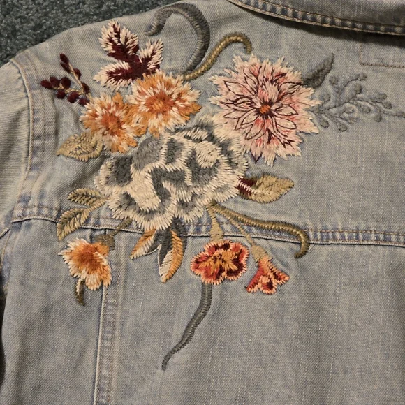 Johnny Was Denim Jacket with Floral Embroidery - Picture 4 of 9